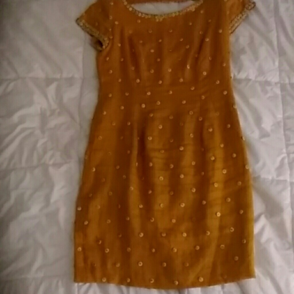 Ladies Carmen Marc Valvo Gold Dress